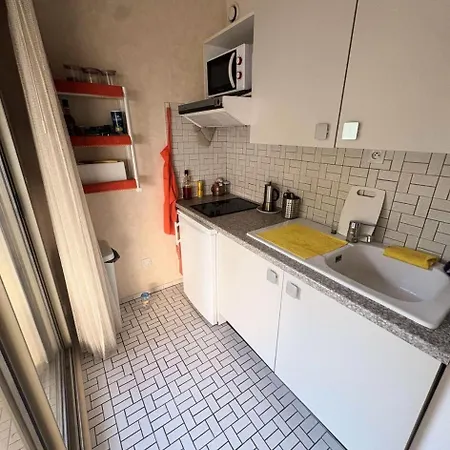 Apartment Caravelle - Pereire - Avec Acces Direct A La Et Parking Mae-8344